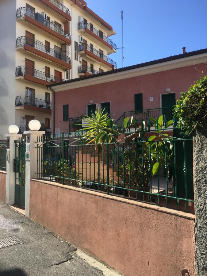Villamareblu Ventimiglia Exteriör bild