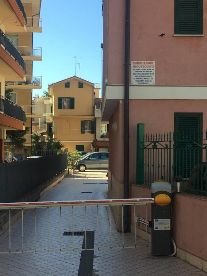 Villamareblu Ventimiglia Exteriör bild