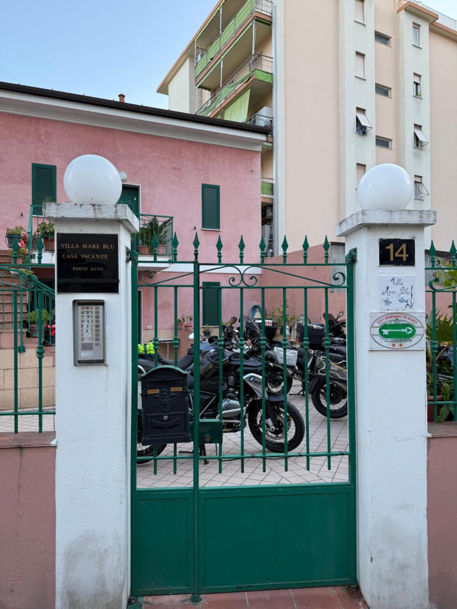 Villamareblu Ventimiglia Exteriör bild