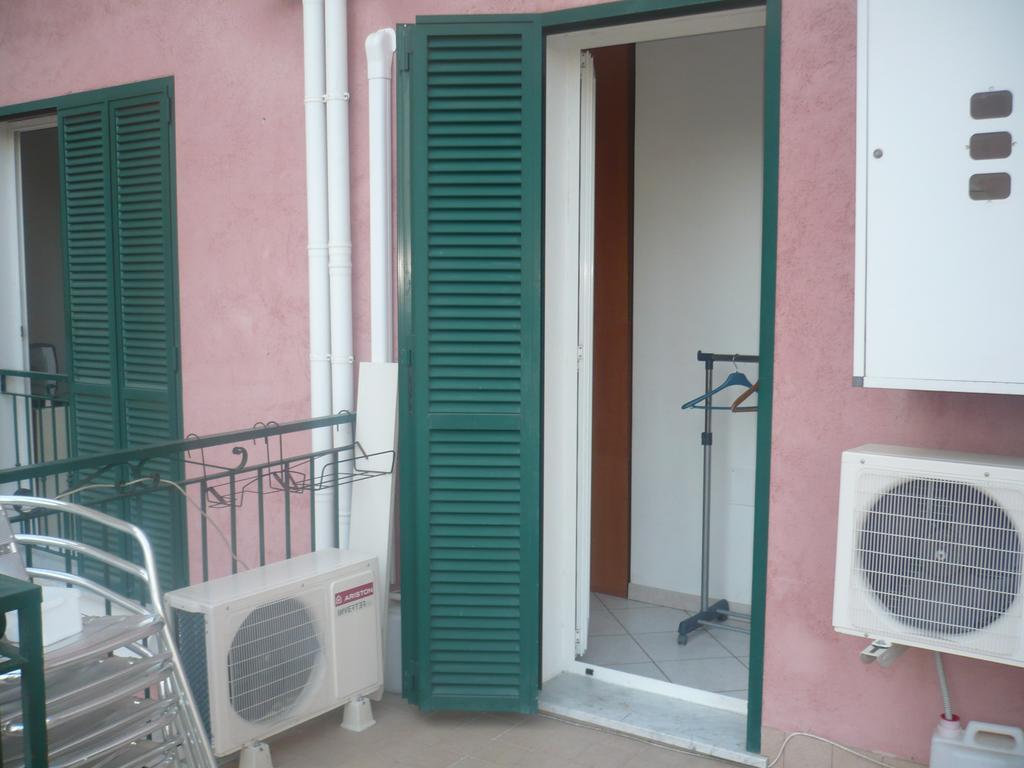 Villamareblu Ventimiglia Exteriör bild