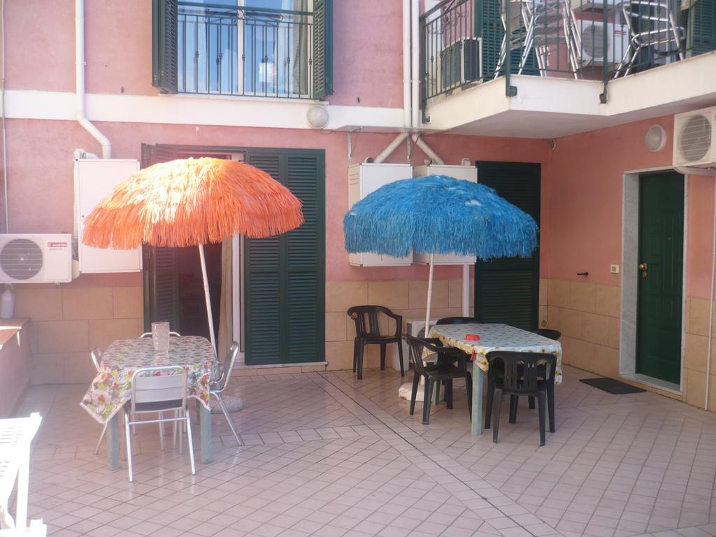 Villamareblu Ventimiglia Rum bild