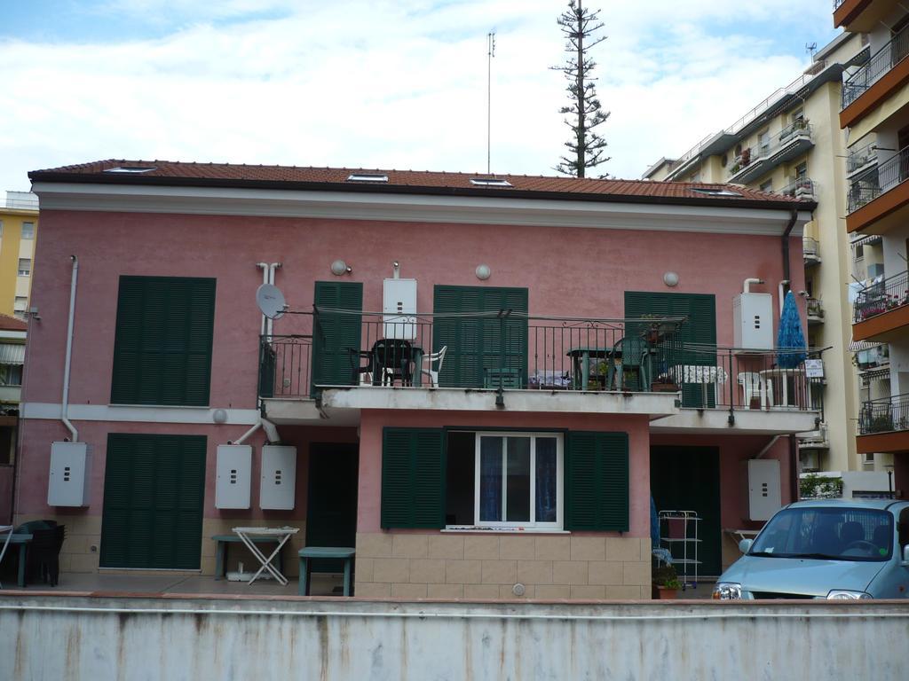 Villamareblu Ventimiglia Exteriör bild